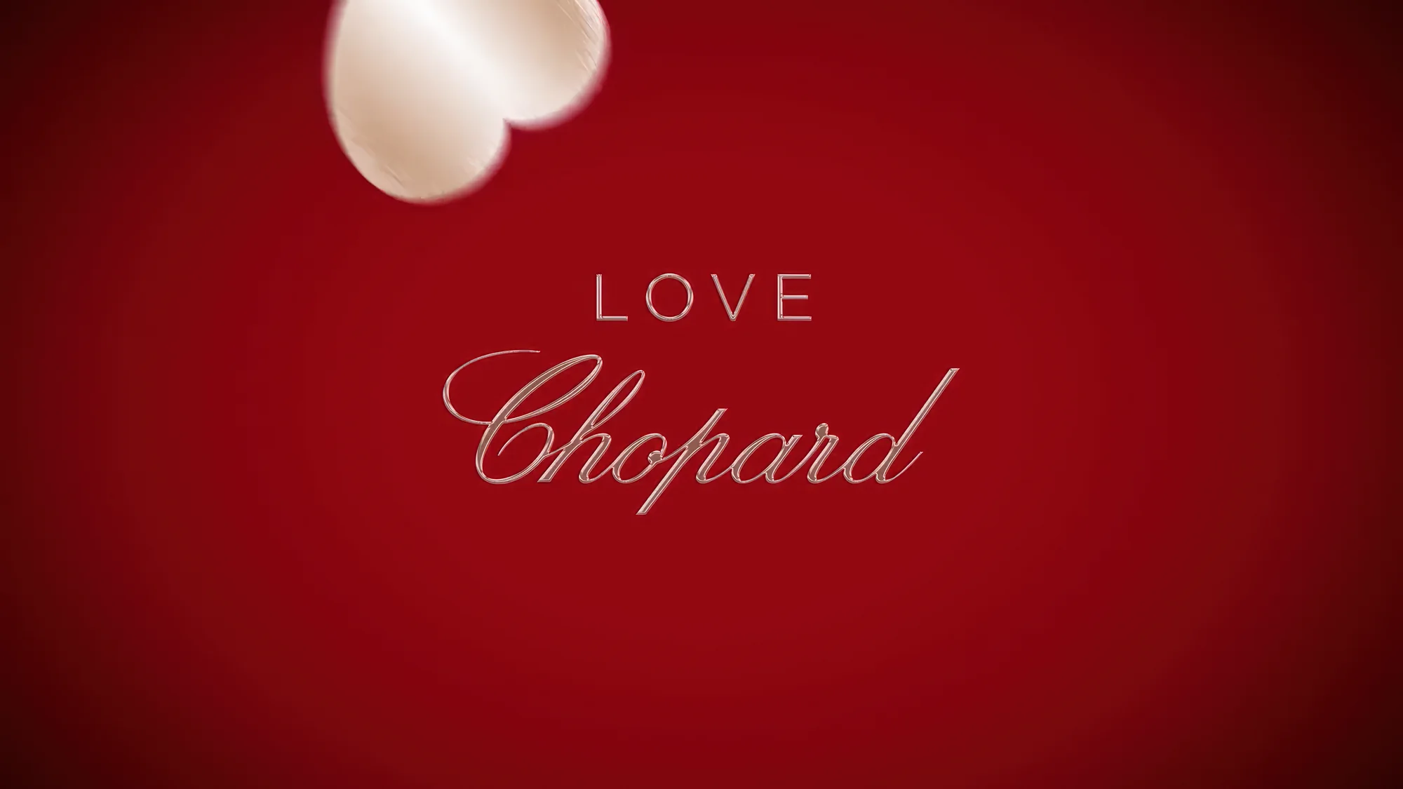 Jewellery moodtape: red world and elegant typography